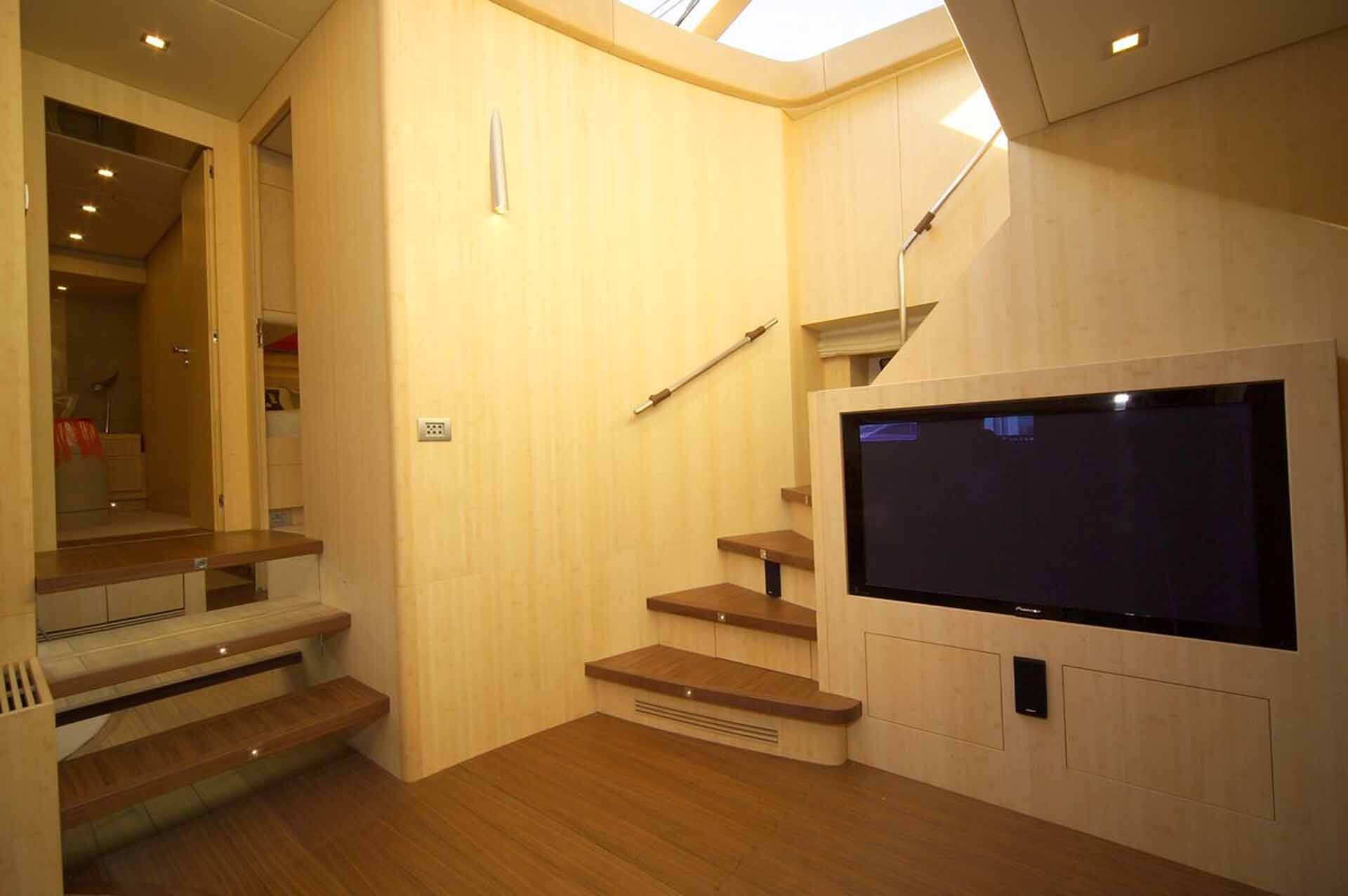 AB Yachts 92 yacht — view 4